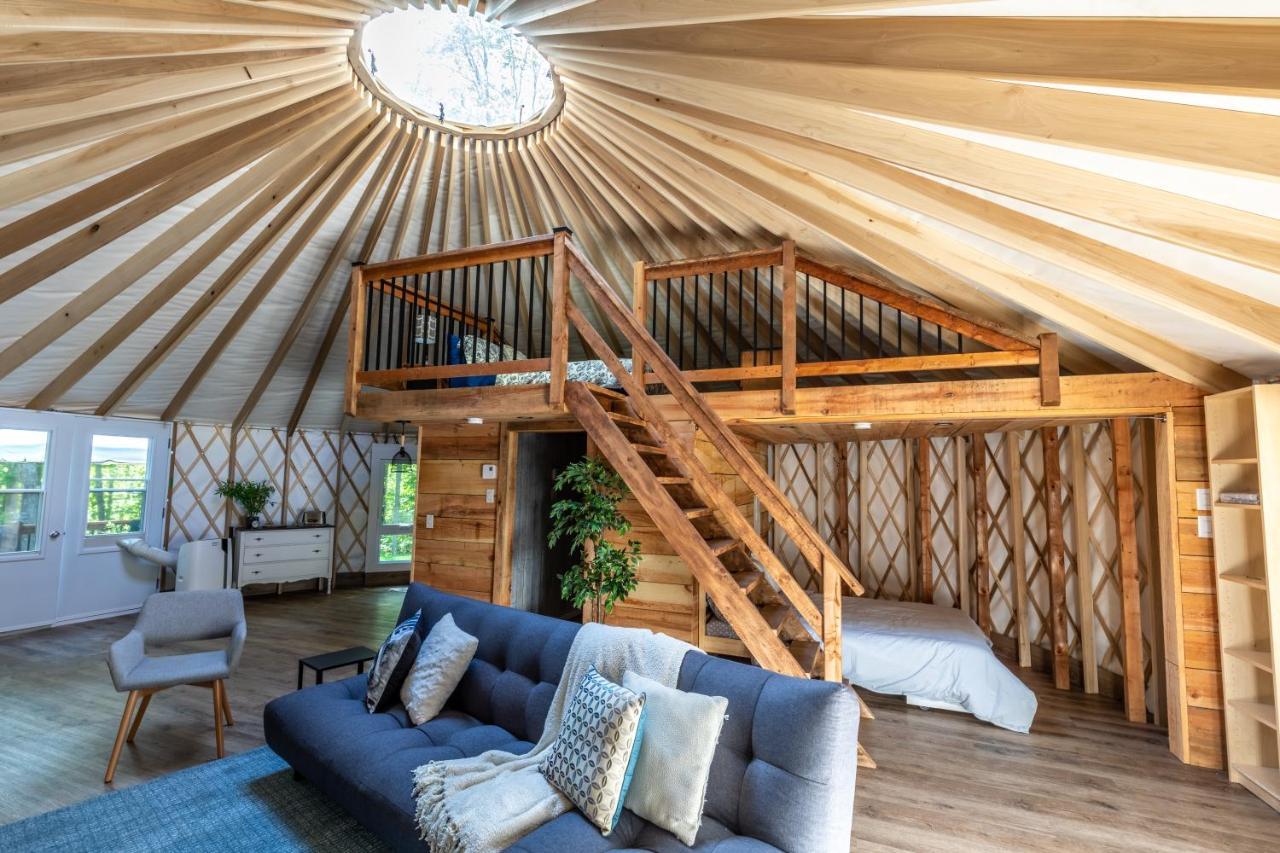 Yourtes Glamping Du Poisson Blanc Notre-Dame-du-Laus Kültér fotó