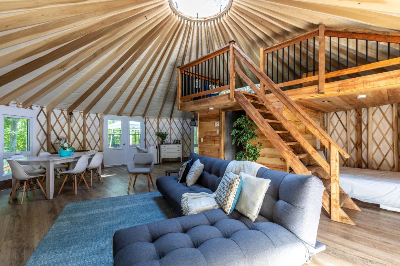 Yourtes Glamping Du Poisson Blanc Notre-Dame-du-Laus Kültér fotó