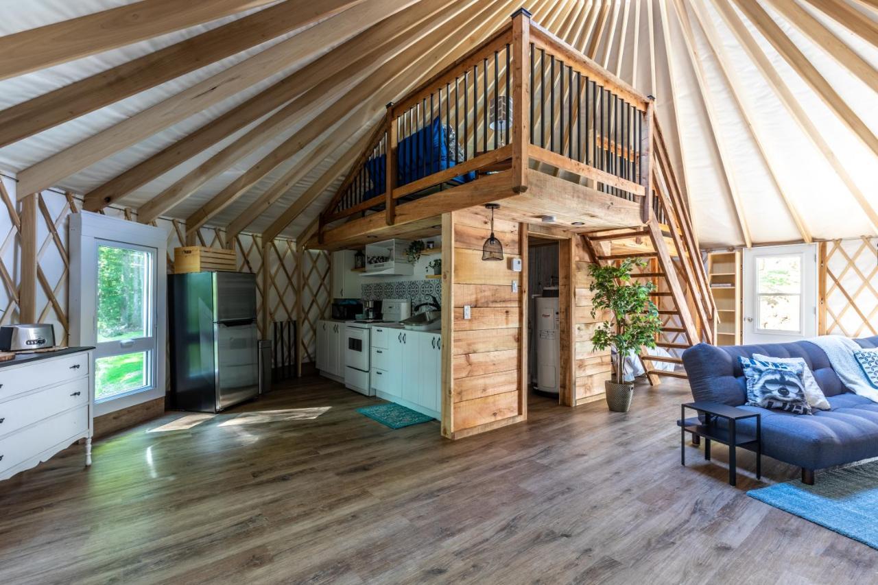 Yourtes Glamping Du Poisson Blanc Notre-Dame-du-Laus Kültér fotó